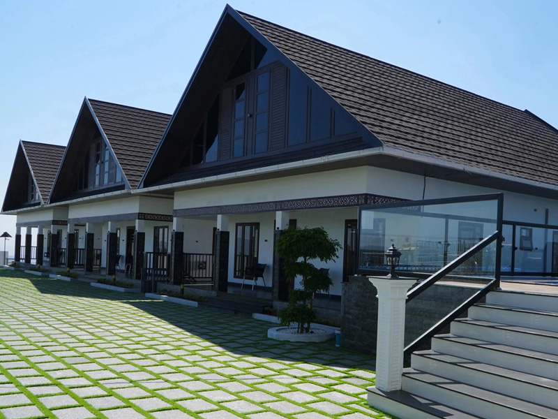 luxury cottages in vagamon with swimming pool